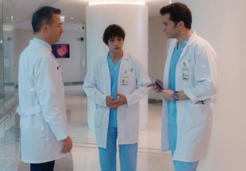 الجديد في ستارز بلاي: أفضل إصدارات استثنائية عليك مشاهدتها 4 A Miracle (الطبيب المعجزة)