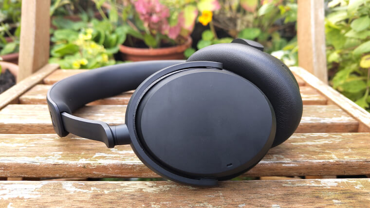 أفضل 10 سماعات لاسلكية أقل من 150 دولار تنافس الفئة الرائدة 4 Sennheiser ACCENTUM: جودة صوت أوديوفيلي بسعر اقتصادي: أفضل 10 سماعات لاسلكية أقل من 150 دولار تنافس الفئة الرائدة