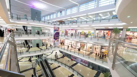 Suudi Arabistan'da Hediye Kartı Sunan 4 Alışveriş Merkezi 